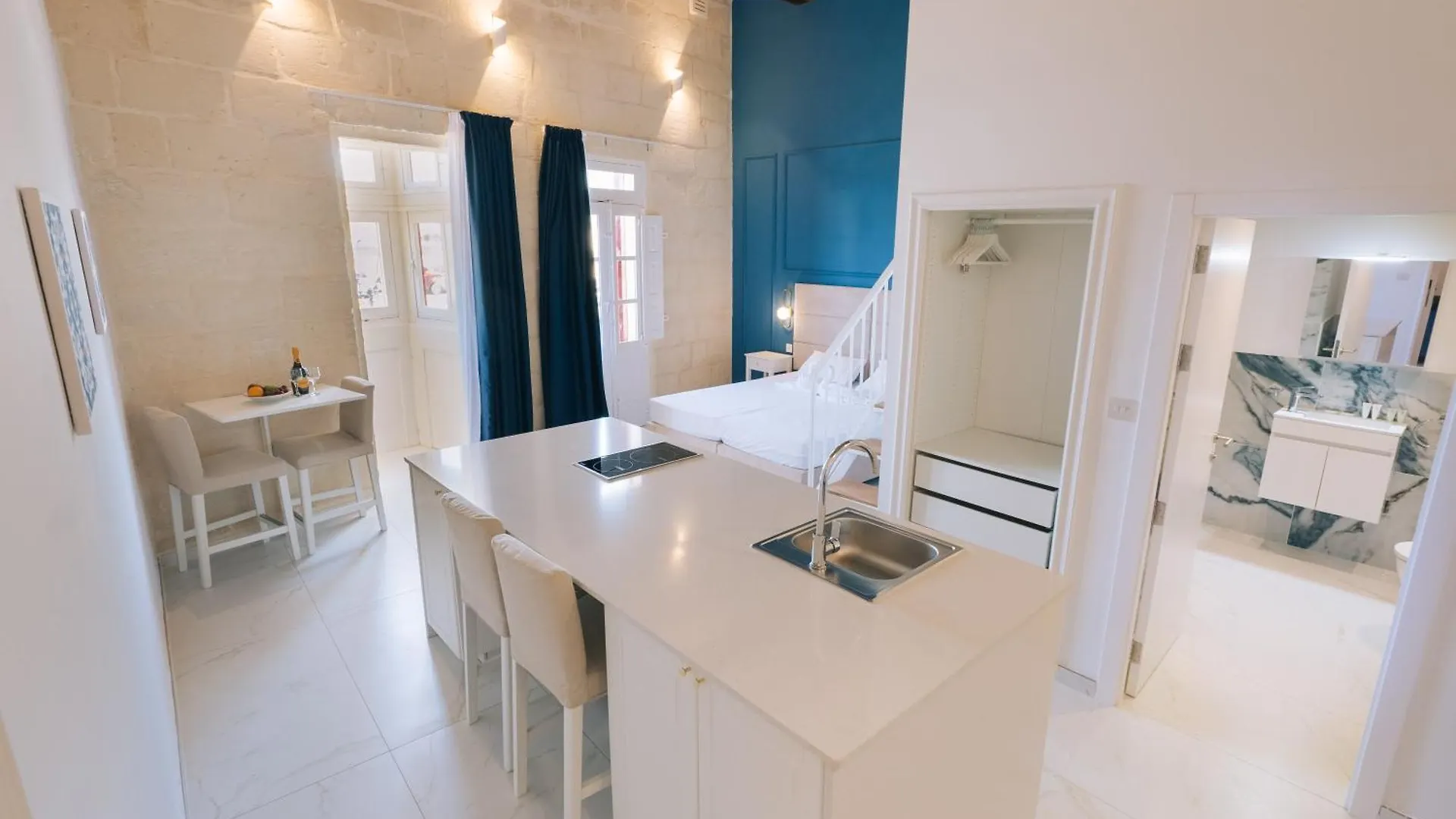 Psv3-Palazzo Stella Family Room Valletta Malta