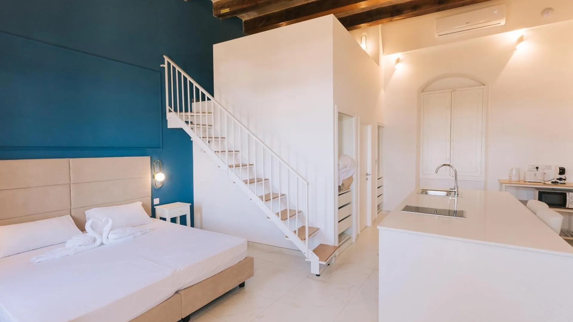 Psv3-Palazzo Stella Family Room Valletta Apartment